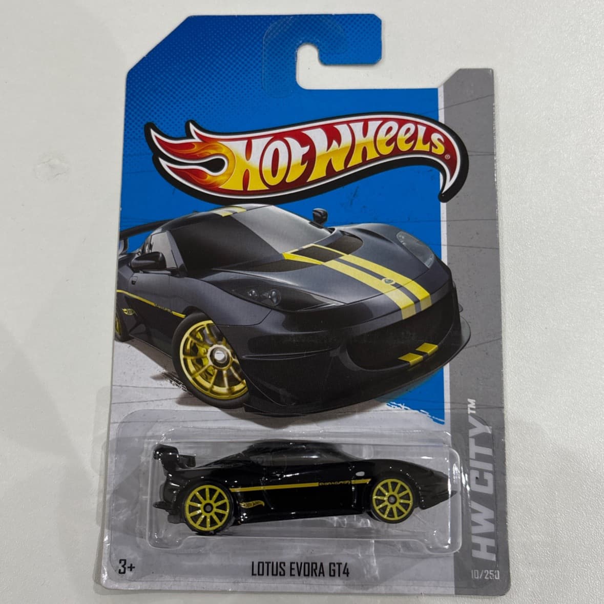 Lotus Evora GT4
