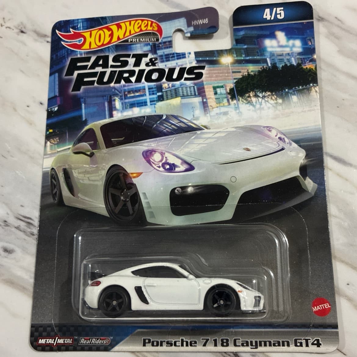 Porsche 718 Cayman GT4