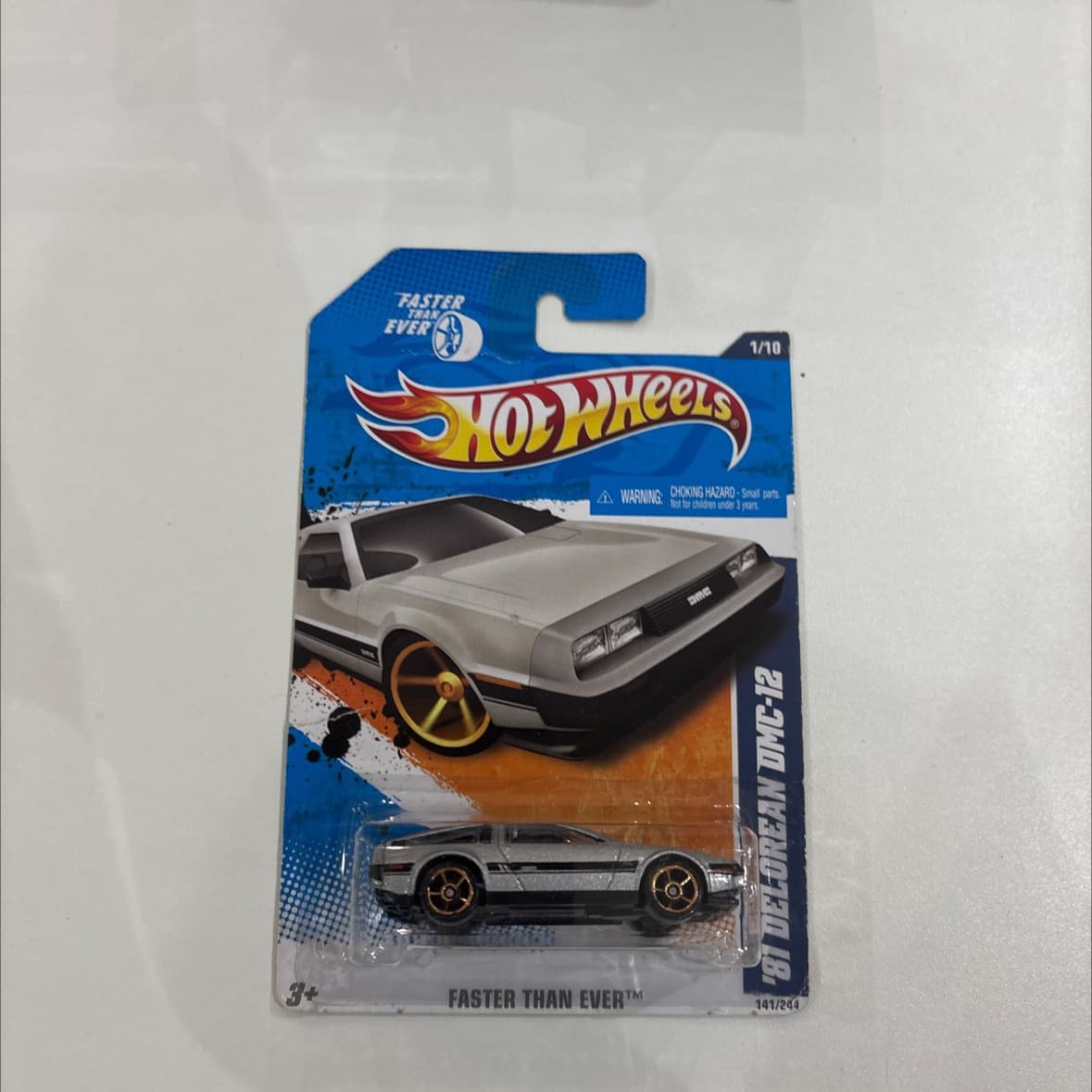 81 DeLorean DMC-12