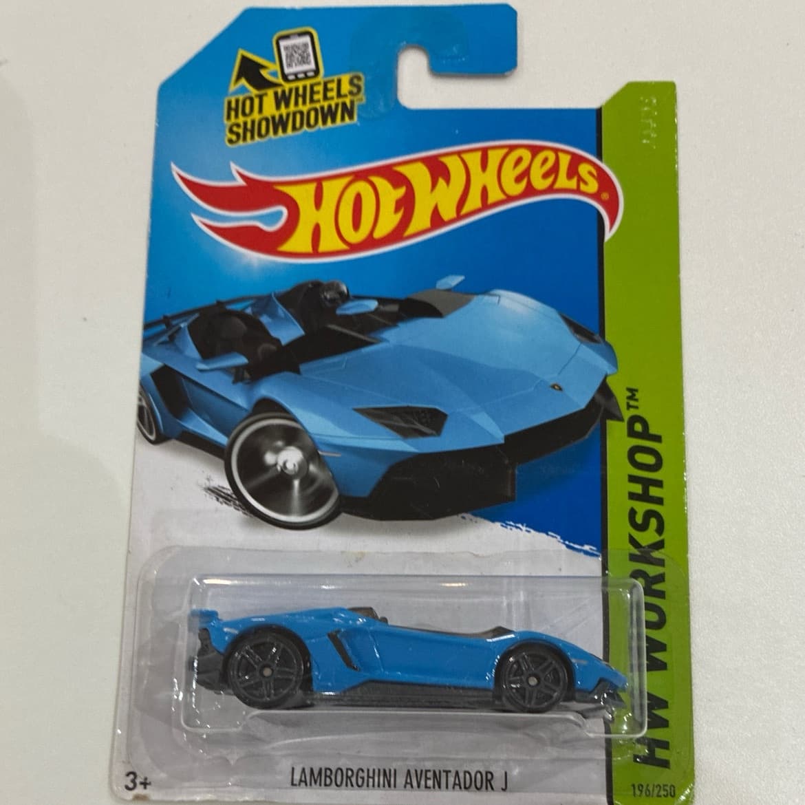 Lamborghini Aventador J
