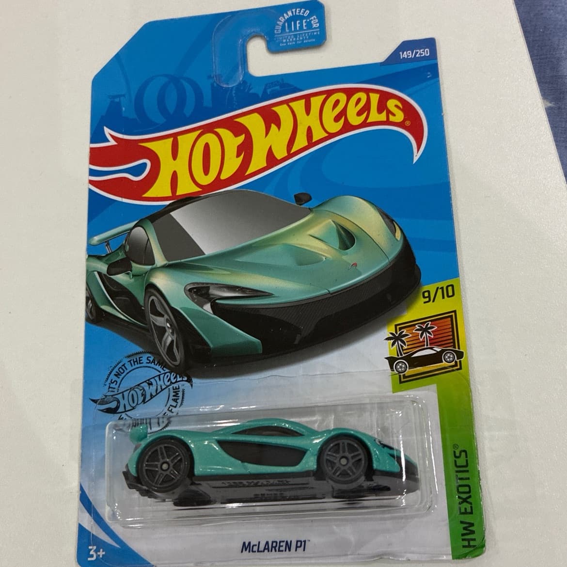 McLaren P1