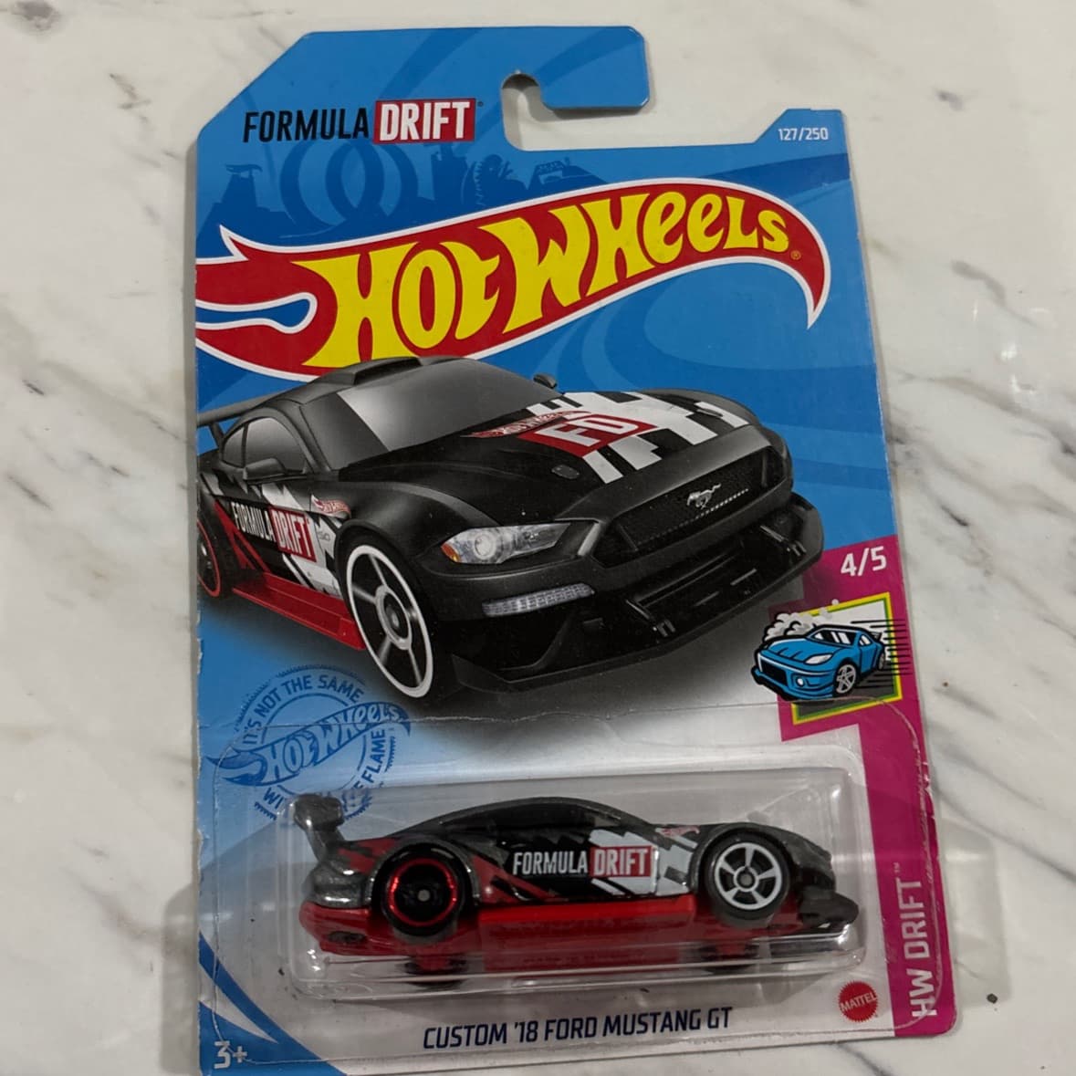 Custom 18 Ford Mustang GT