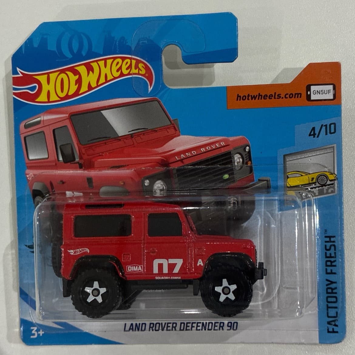 Land Rover Defender 90
