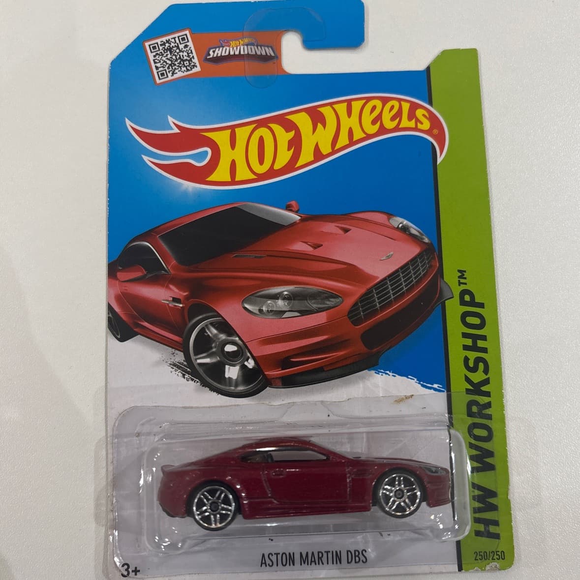 Aston Martin DBS