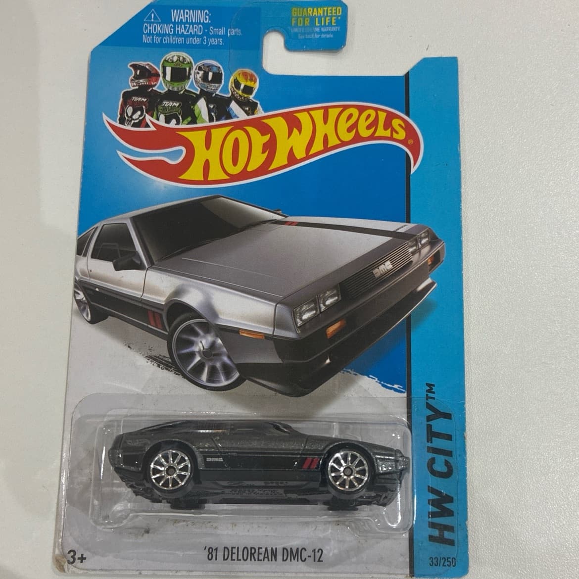 81 DeLorean DMC-12