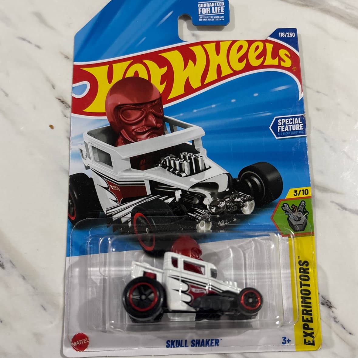 Skull Shaker