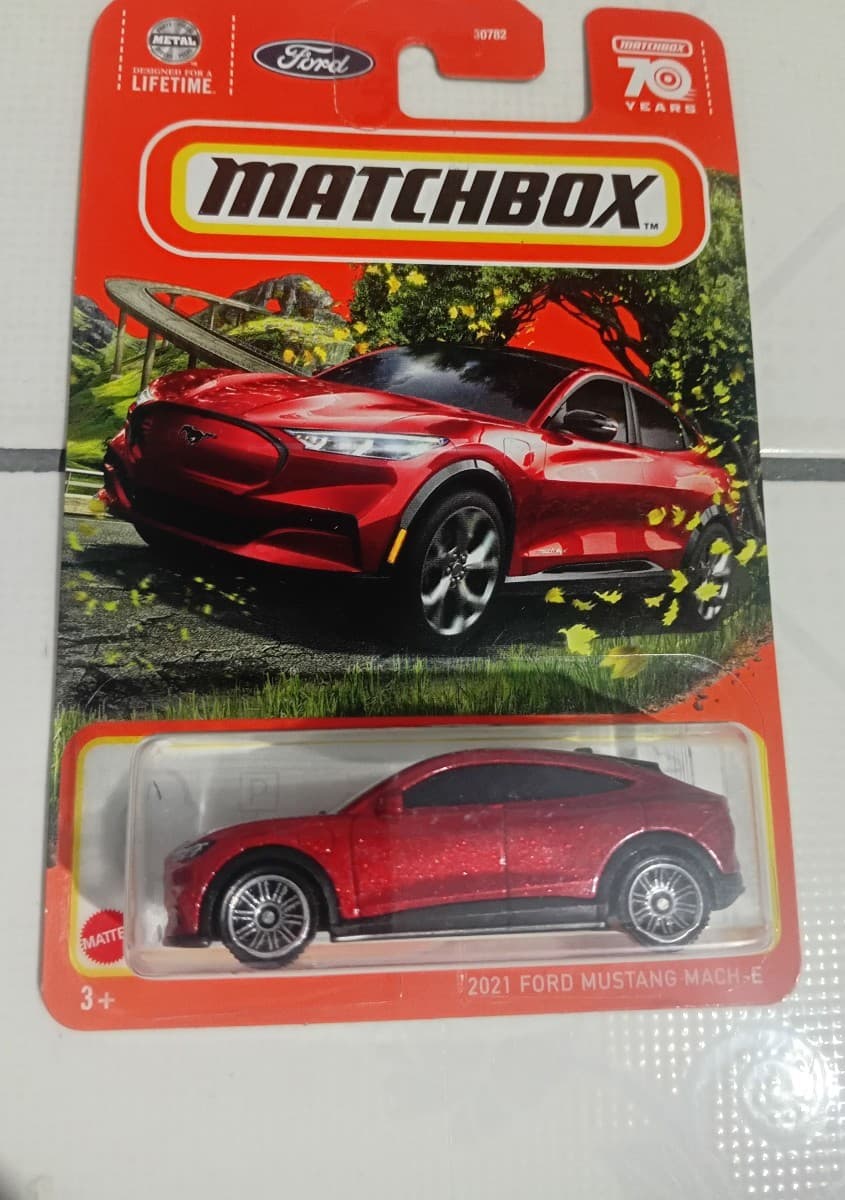 21 Ford Mustang Mach-E