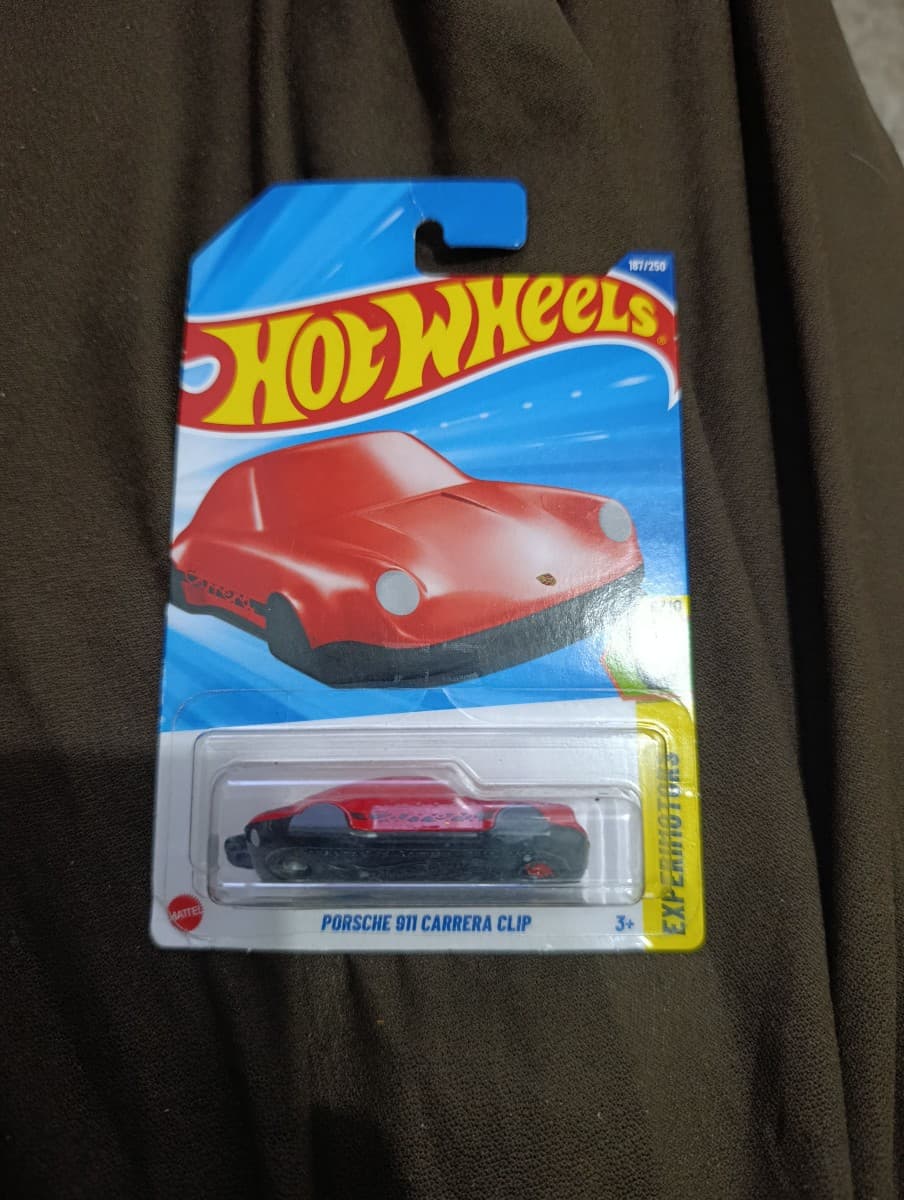 Porsche 911 Carrera Clip