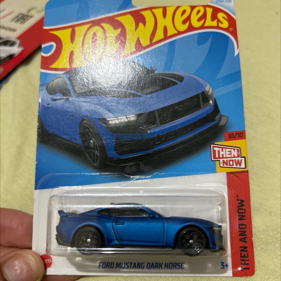 Ford Mustang Dark Horse