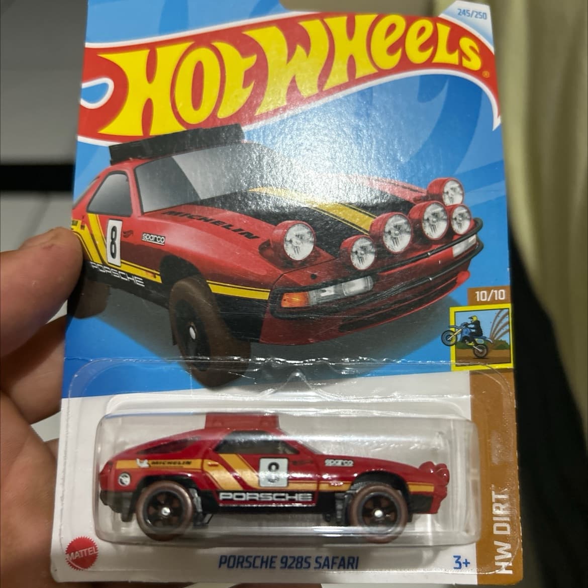 Porsche 928S Safari
