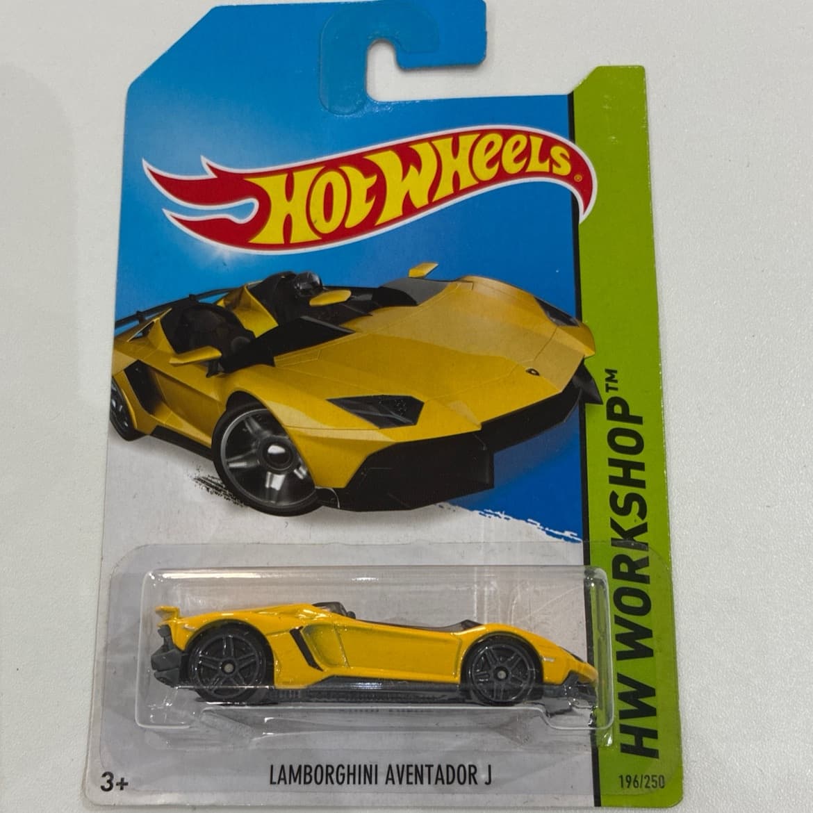 Lamborghini Aventador J