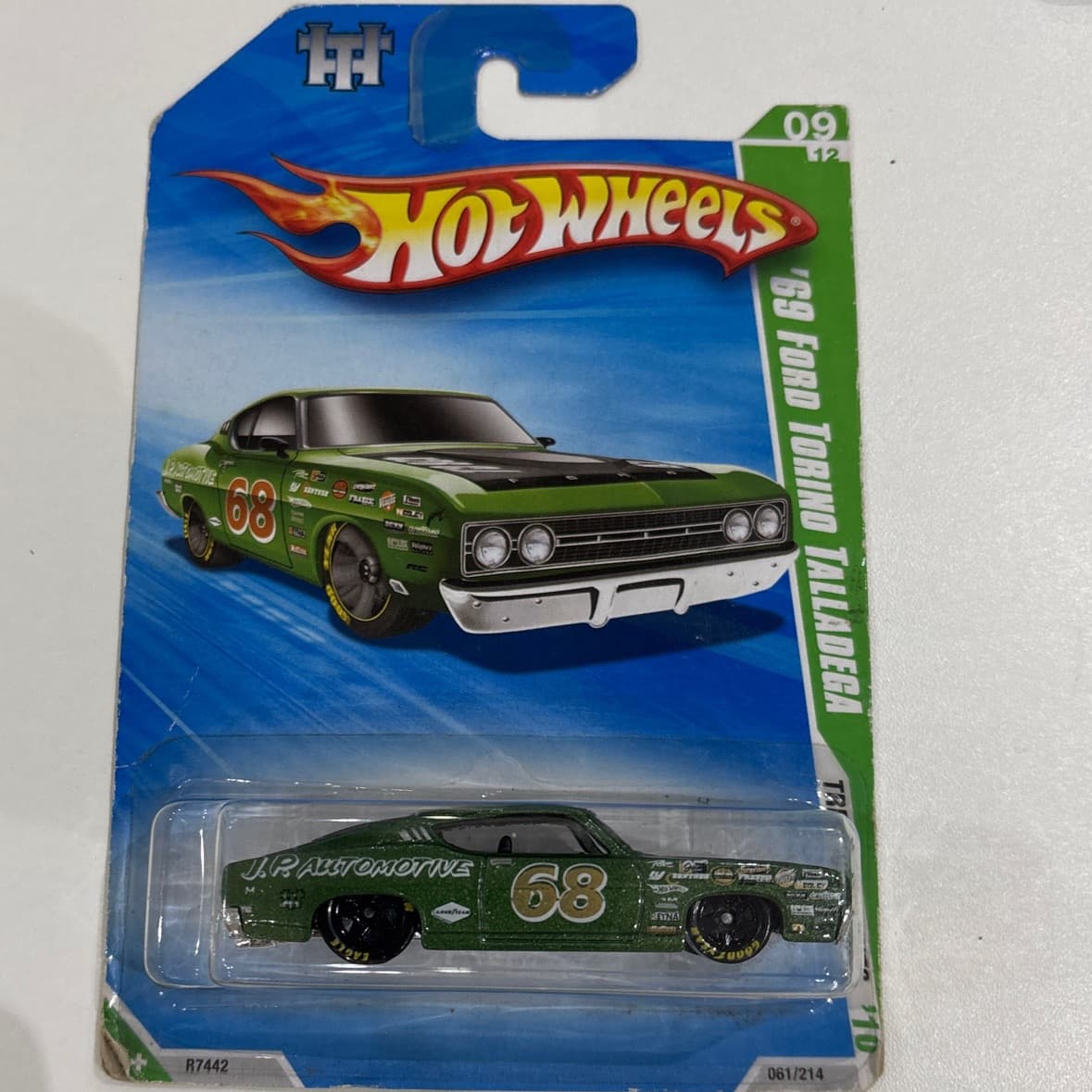 69 Ford Torino Talladega
