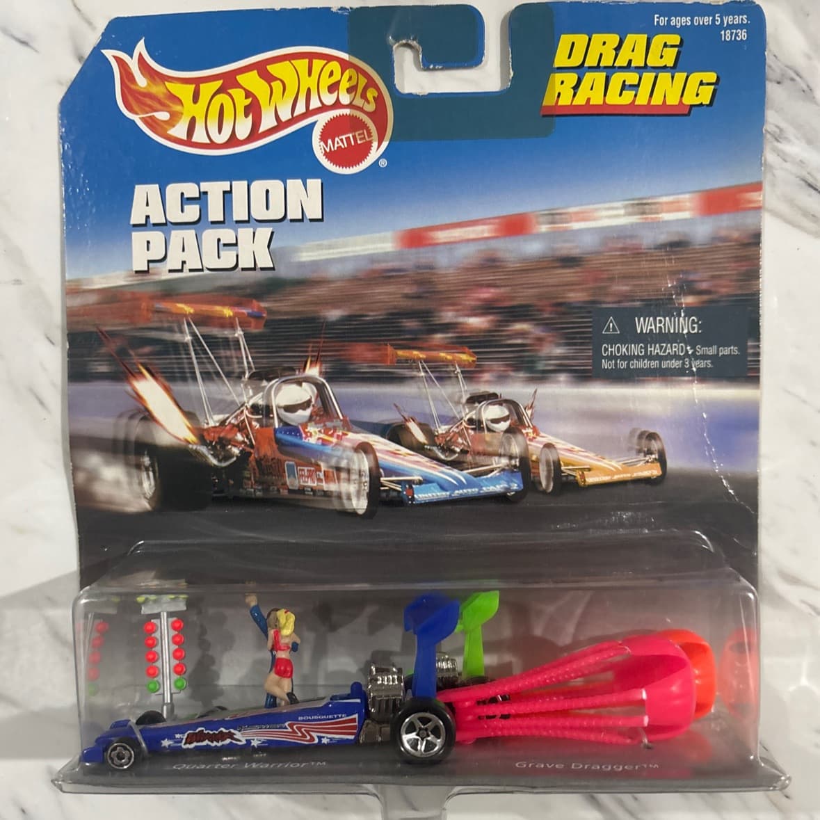 Quarter Warrior and Grave Dragger - Action pack Drag Racing
